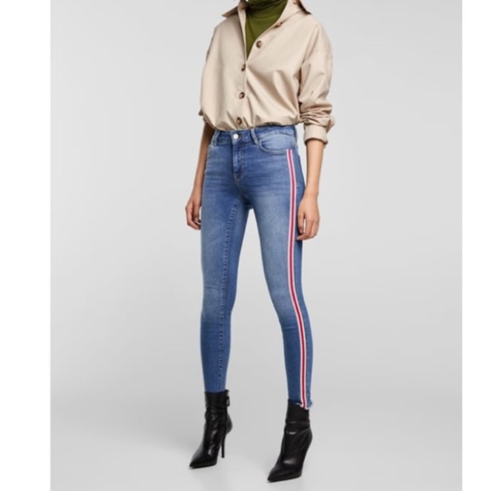 ZARA JEANS WITH RED STRIPE